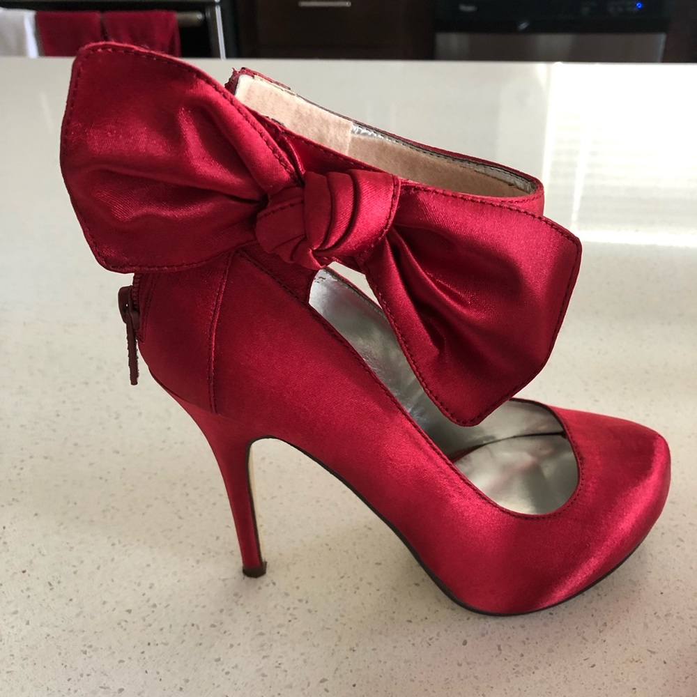 Red Satin Heels with bow